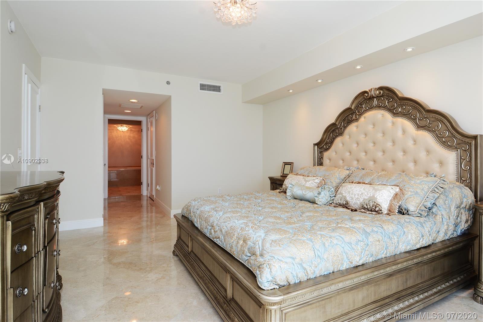 See details UPH 4302 3 / 3 1841 sq. ft. $ 2020-07-30 0 Photo