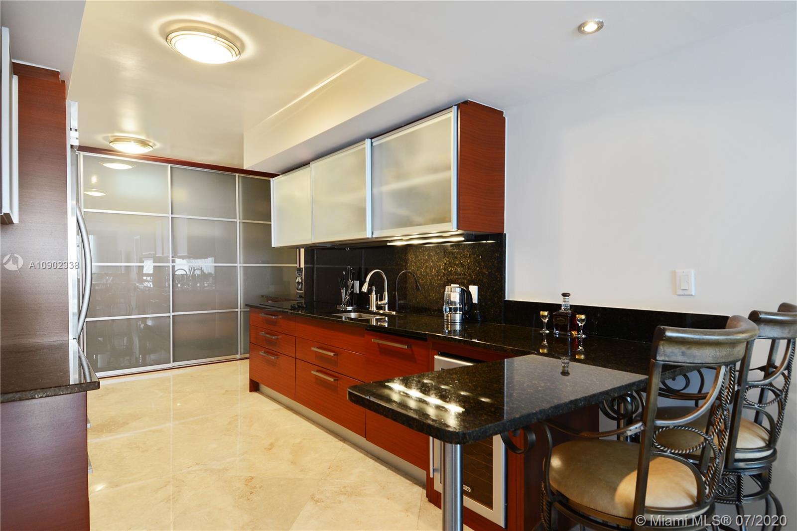 See details UPH 4302 3 / 3 1841 sq. ft. $ 2020-07-30 0 Photo