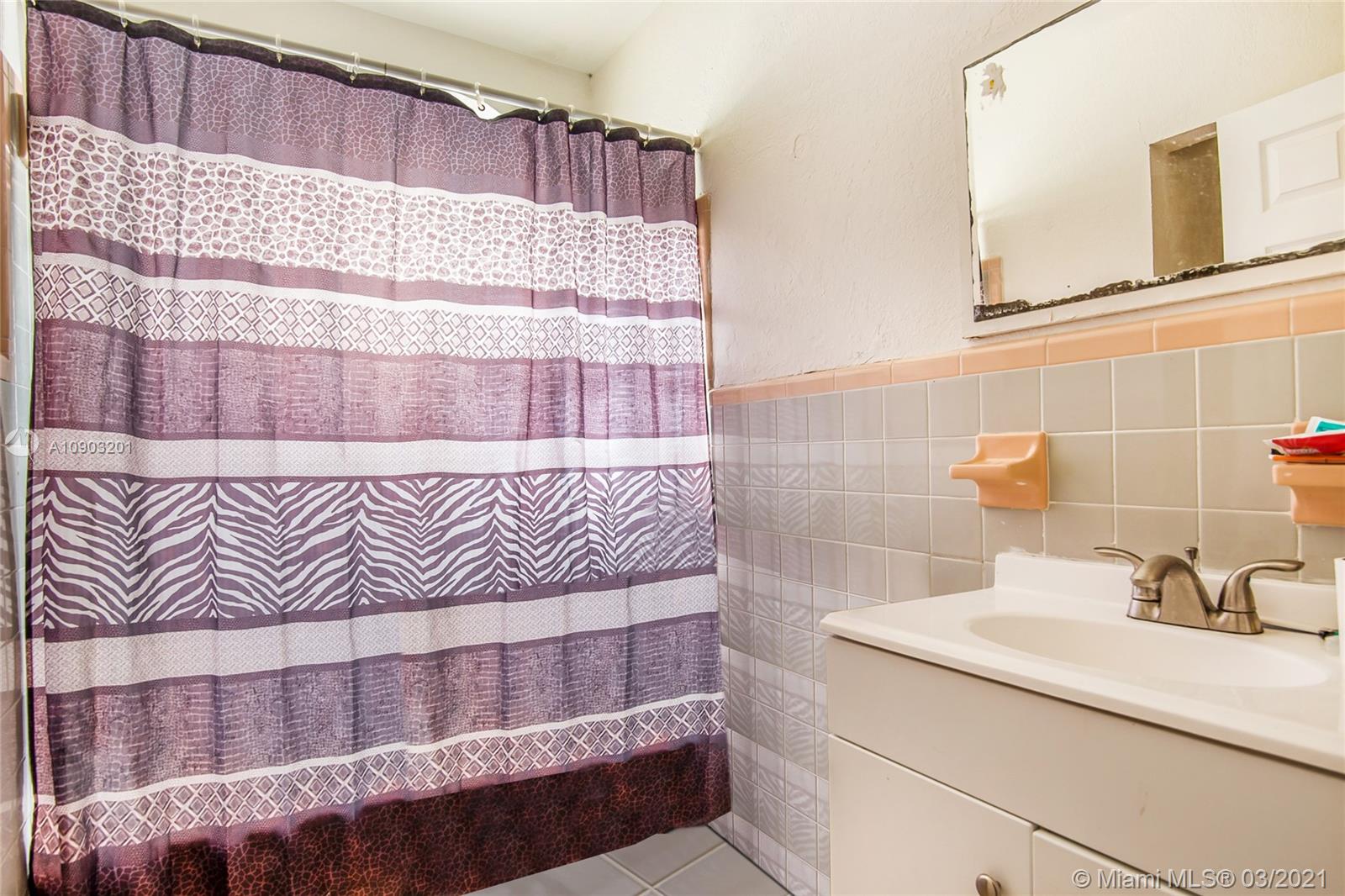 See details / sq. ft. $ 2020-12-22 0 Photo