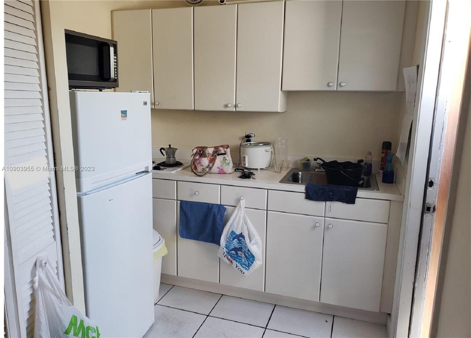 Ver detalles 5 / 3 2036 sq. ft. $ 2020-08-03 0 foto