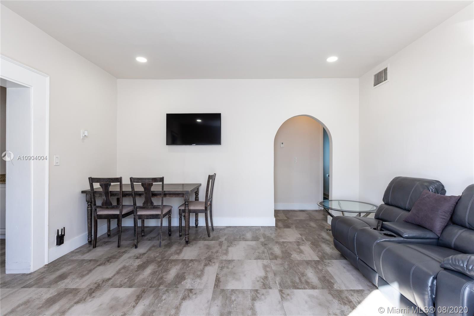See details / sq. ft. $ 2021-04-04 0 Photo
