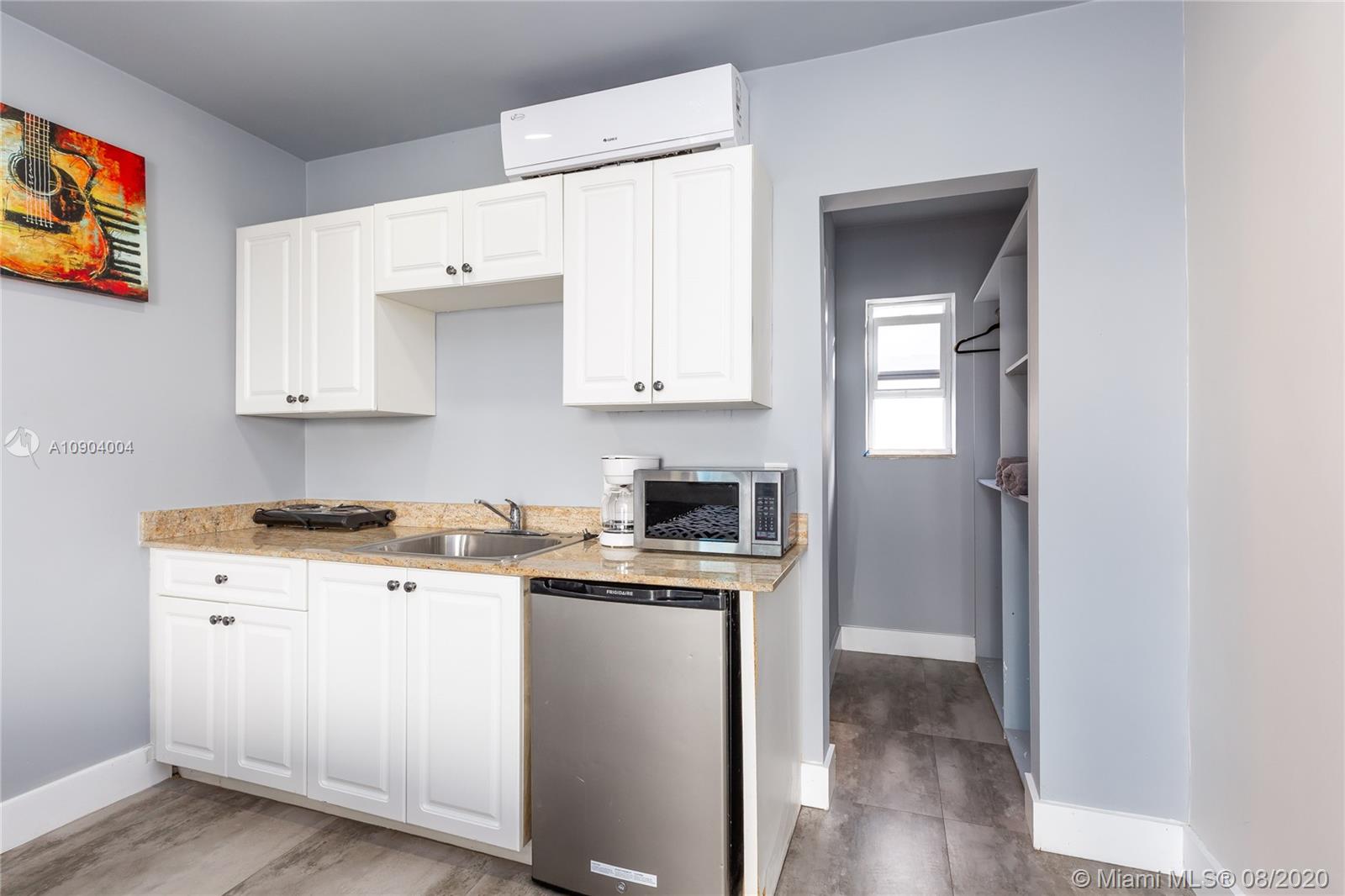 See details / sq. ft. $ 2021-04-04 0 Photo