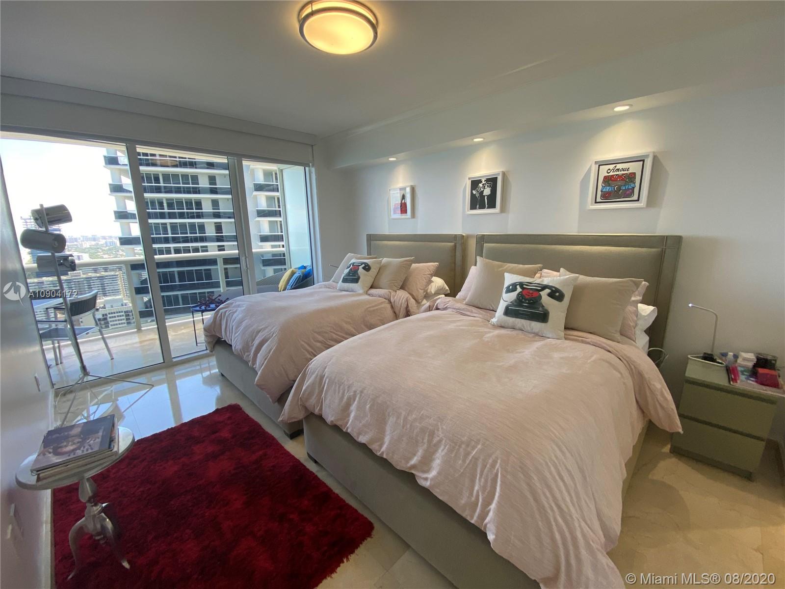 Ver detalles 4004 3 / 3 1675 sq. ft. $ 2020-08-31 0 foto