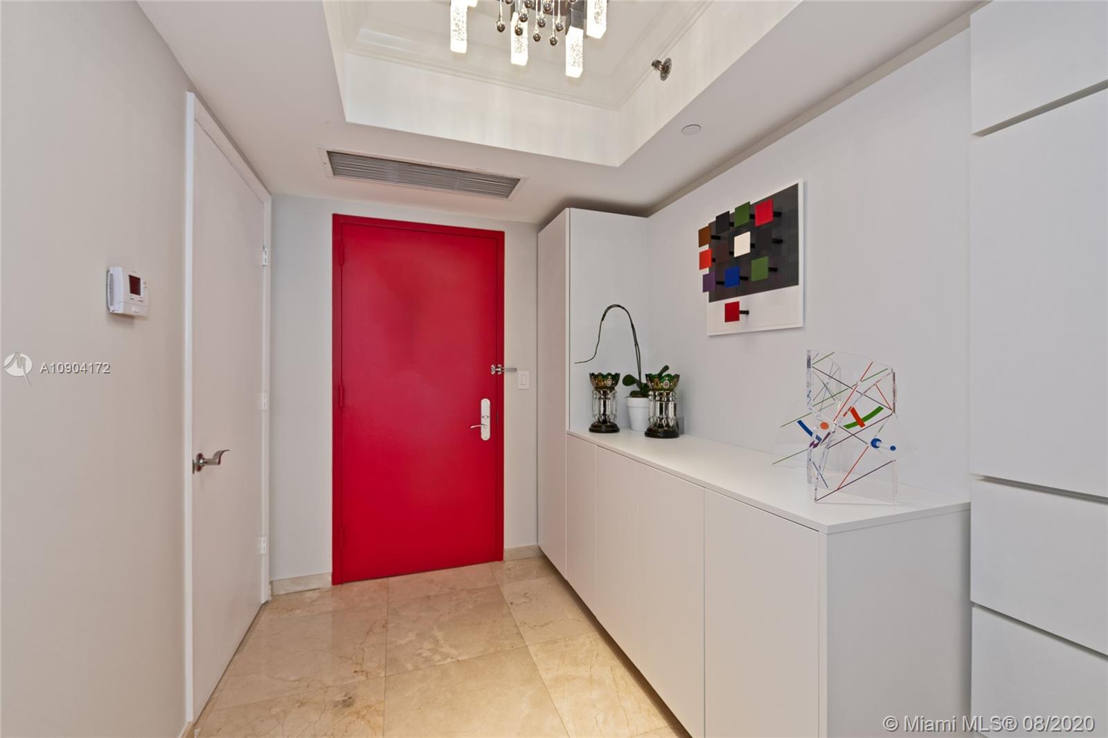 Ver detalles 4004 3 / 3 1675 sq. ft. $ 2020-08-31 0 foto