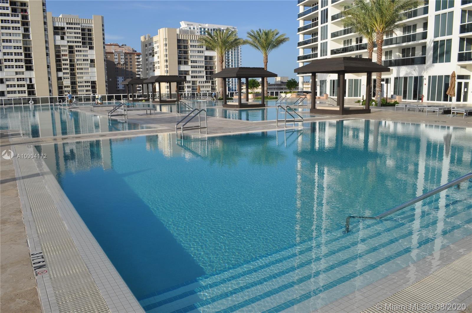 Ver detalles 4004 3 / 3 1675 sq. ft. $ 2020-08-31 0 foto
