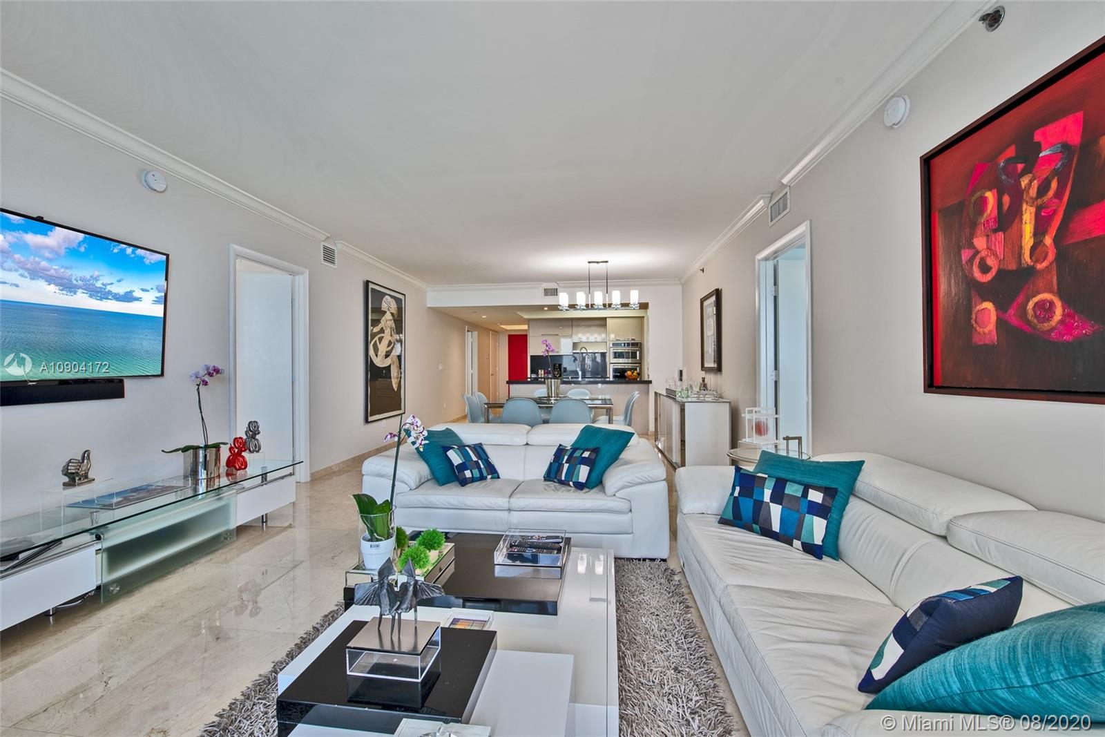 Ver detalles 4004 3 / 3 1675 sq. ft. $ 2020-08-31 0 foto