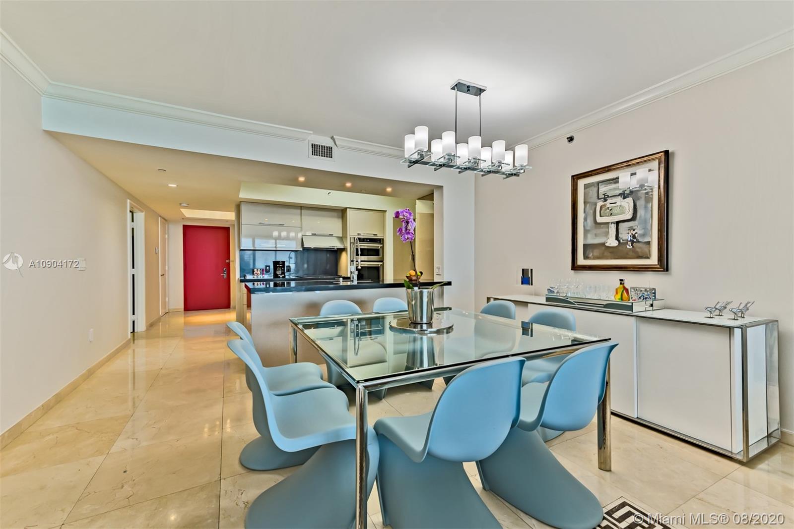 Ver detalles 4004 3 / 3 1675 sq. ft. $ 2020-08-31 0 foto
