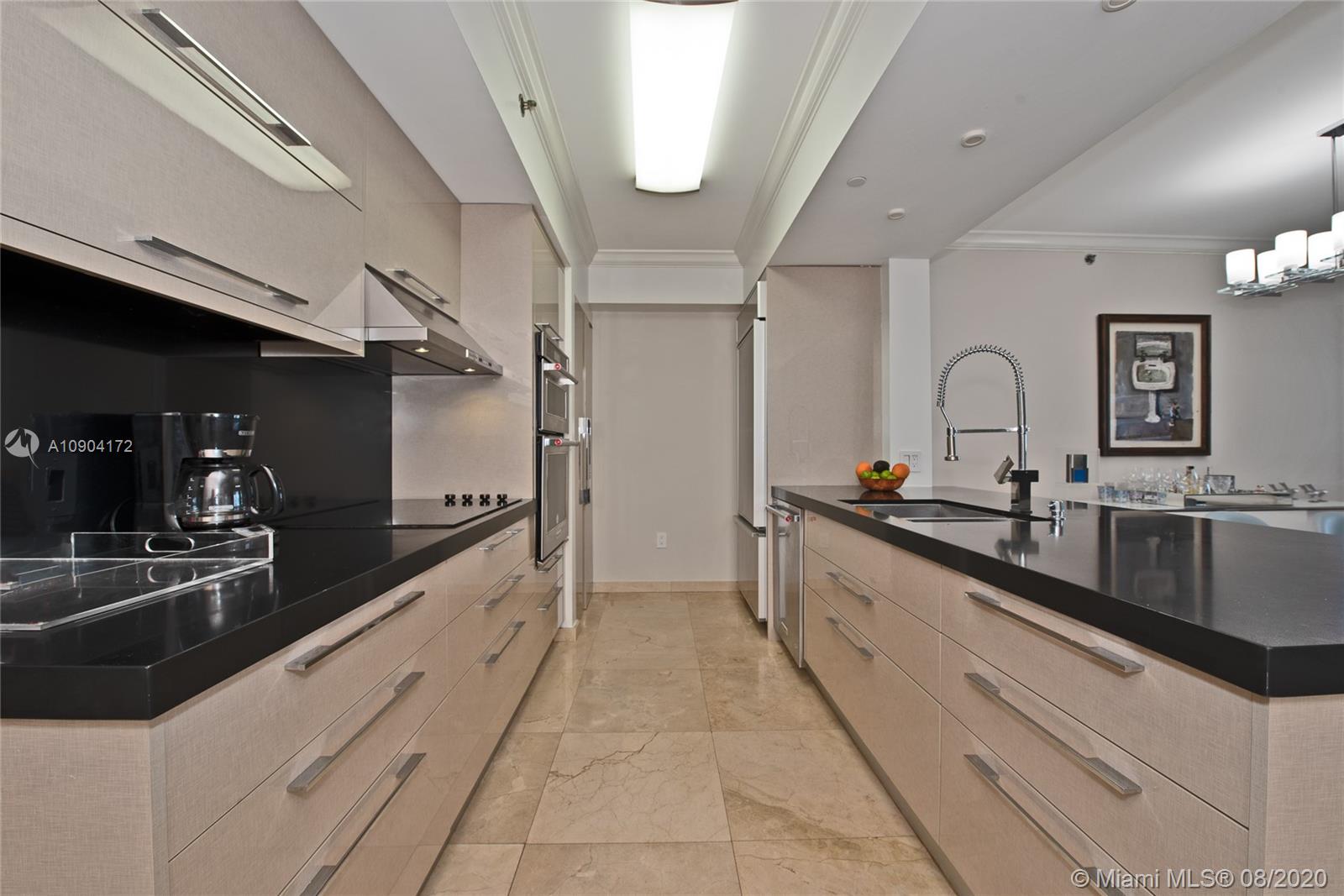 Ver detalles 4004 3 / 3 1675 sq. ft. $ 2020-08-31 0 foto