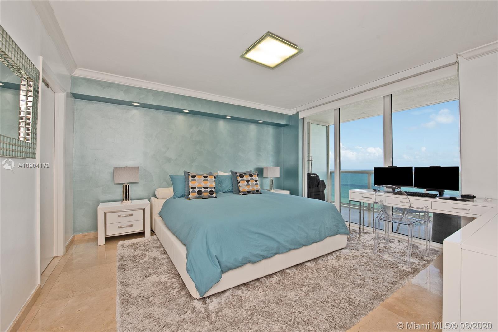 Ver detalles 4004 3 / 3 1675 sq. ft. $ 2020-08-31 0 foto