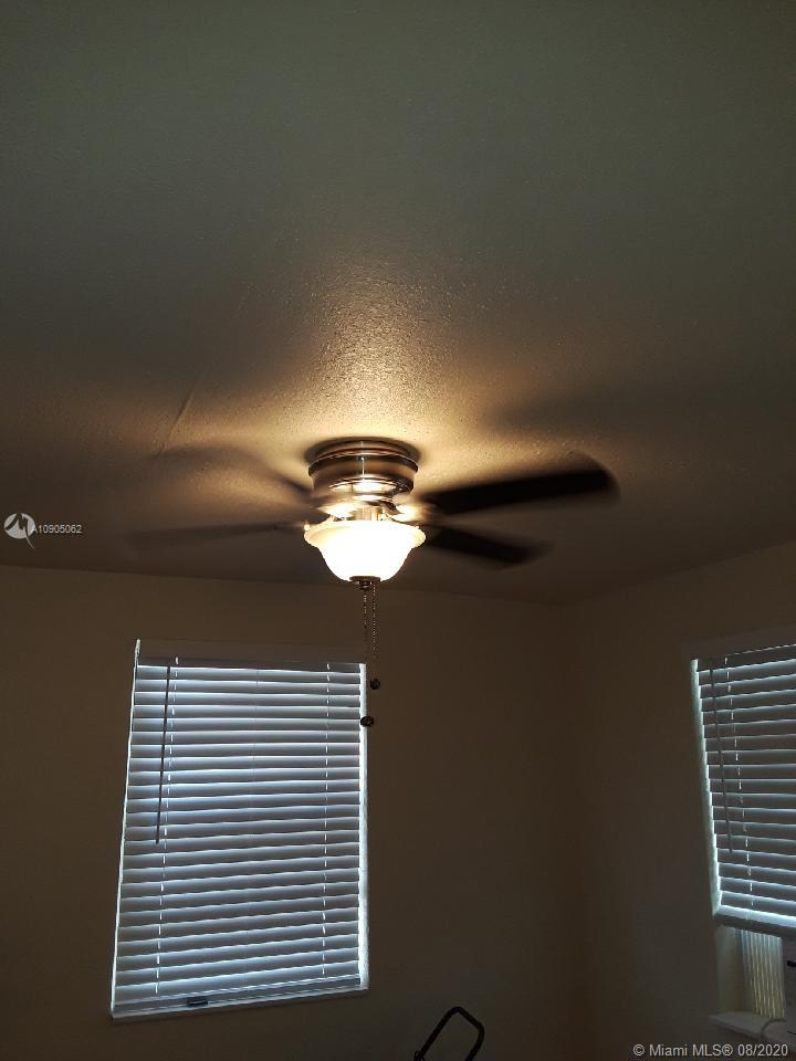 See details / 3862 sq. ft. $ 2020-08-05 0 Photo