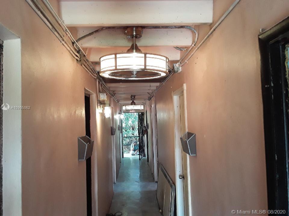See details / 3862 sq. ft. $ 2020-08-05 0 Photo