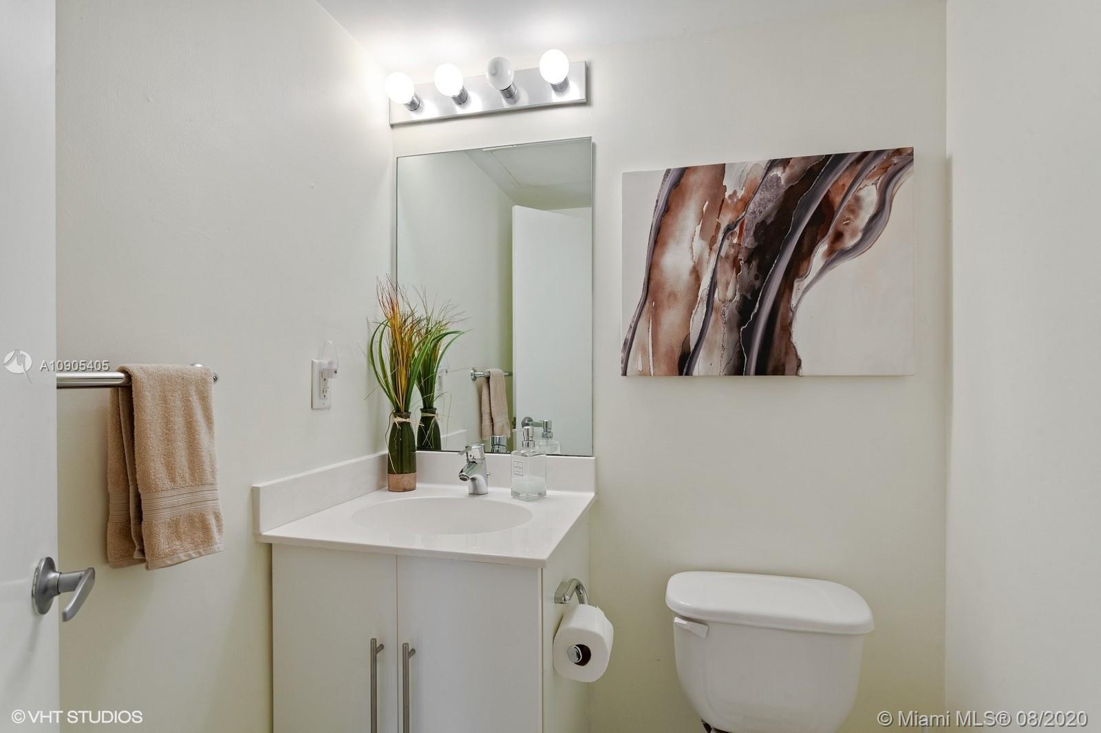 Photo of 3000 Ocean Dr #1216, Hollywood, Florida, 33019 - Bedroom