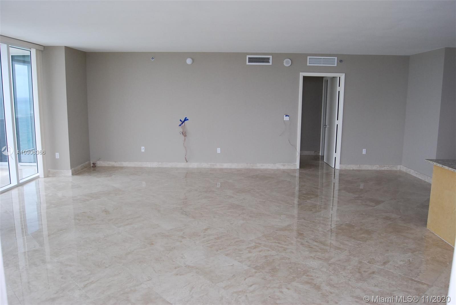 Ver detalles 2501 3 / 4 2078 sq. ft. $ 2020-08-07 0 foto