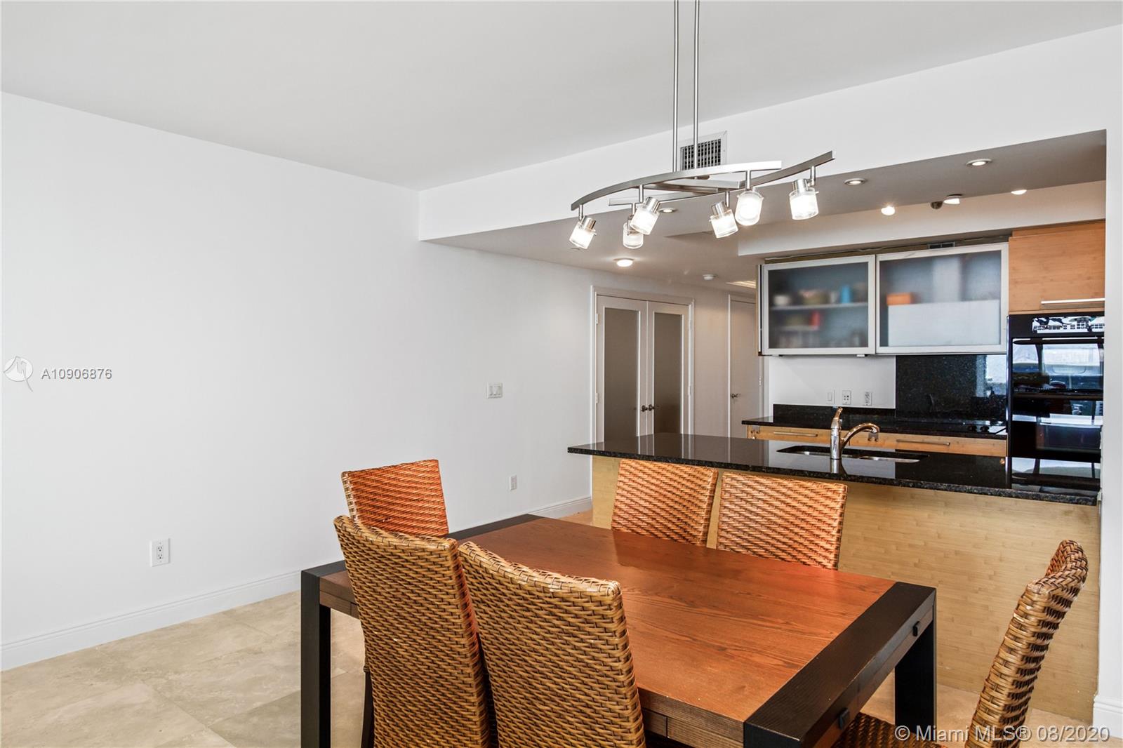 See details 4204 3 / 3 1675 sq. ft. $ 2020-08-07 0 Photo