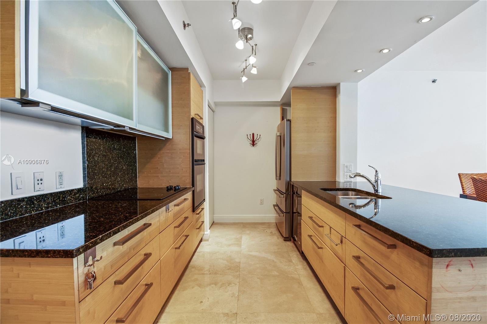 See details 4204 3 / 3 1675 sq. ft. $ 2020-08-07 0 Photo