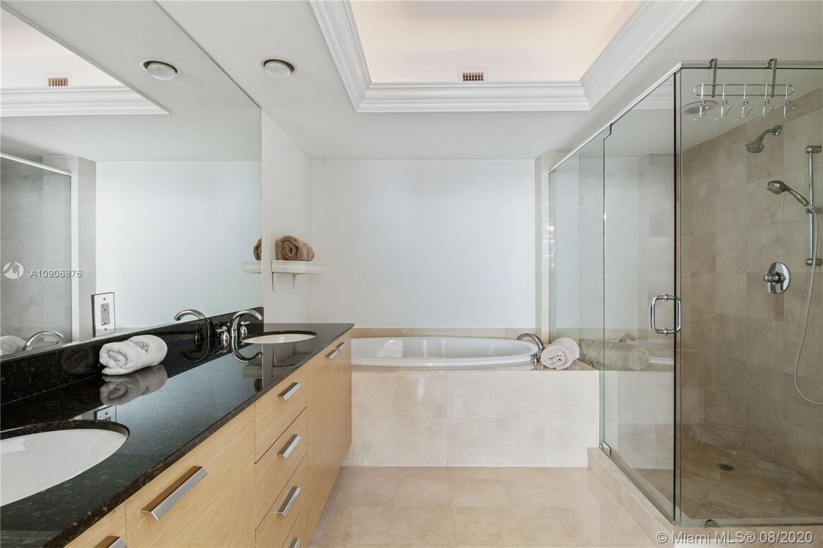 See details 4204 3 / 3 1675 sq. ft. $ 2020-08-07 0 Photo