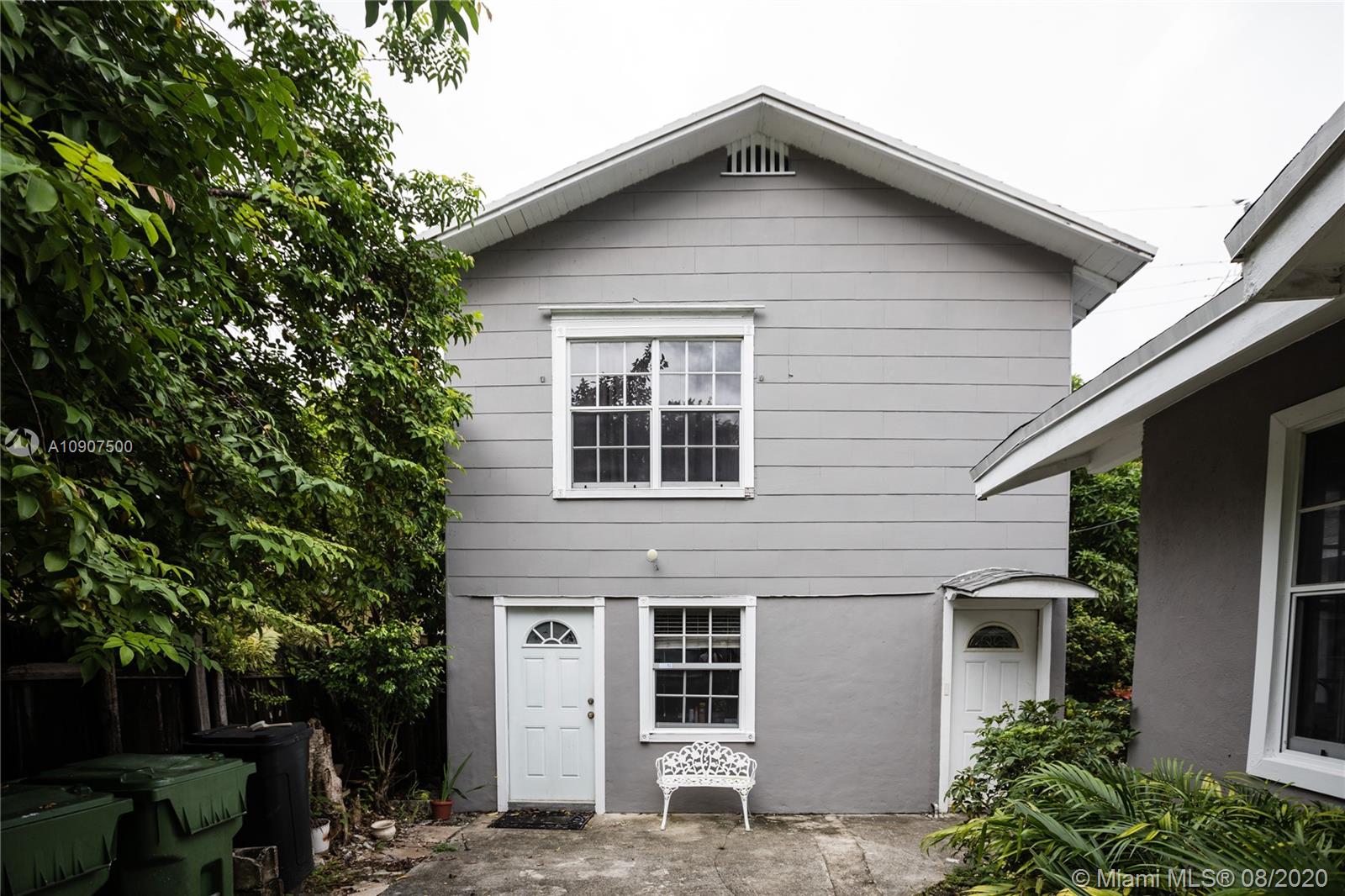 See details / 2554 sq. ft. $ 2020-12-05 0 Photo