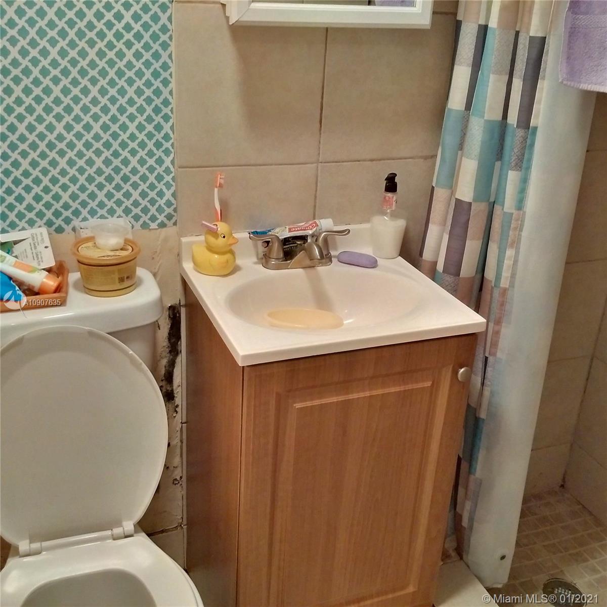 See details / 1432 sq. ft. $ 2020-12-08 0 Photo
