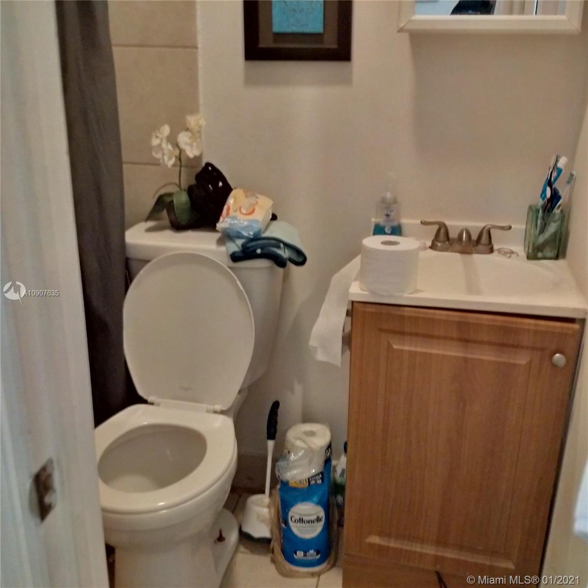 See details / 1432 sq. ft. $ 2020-12-08 0 Photo