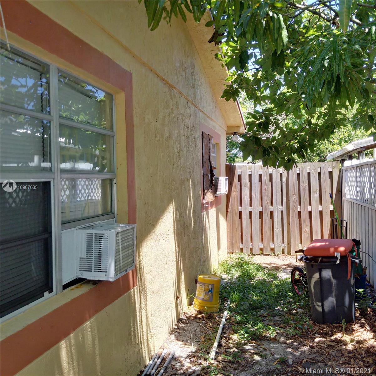 See details / 1432 sq. ft. $ 2020-12-08 0 Photo