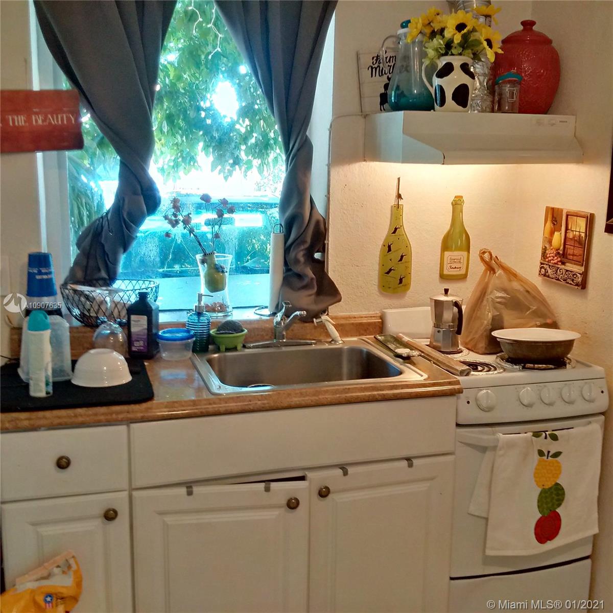 See details / 1432 sq. ft. $ 2020-12-08 0 Photo
