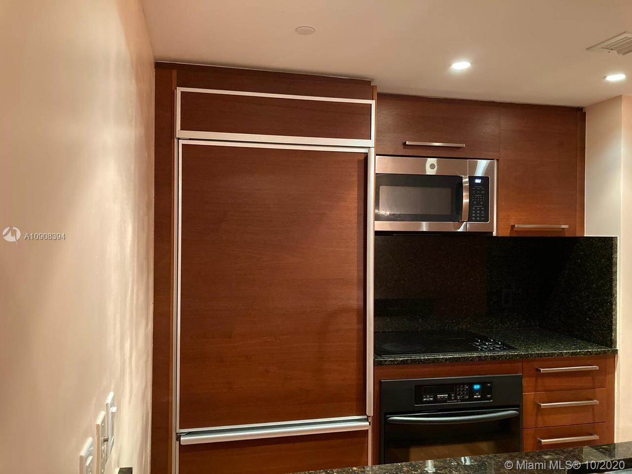See details 3309 2 / 1 1086 sq. ft. $ 2020-09-30 0 Photo