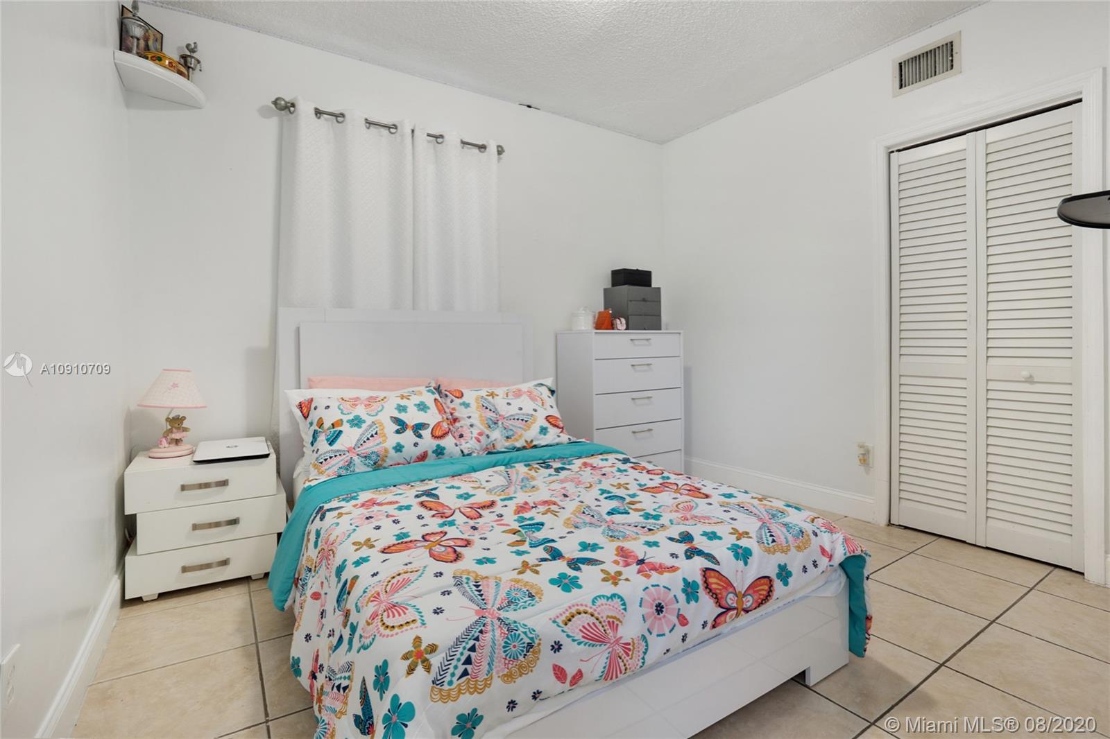 See details / 2190 sq. ft. $ 2020-08-15 0 Photo