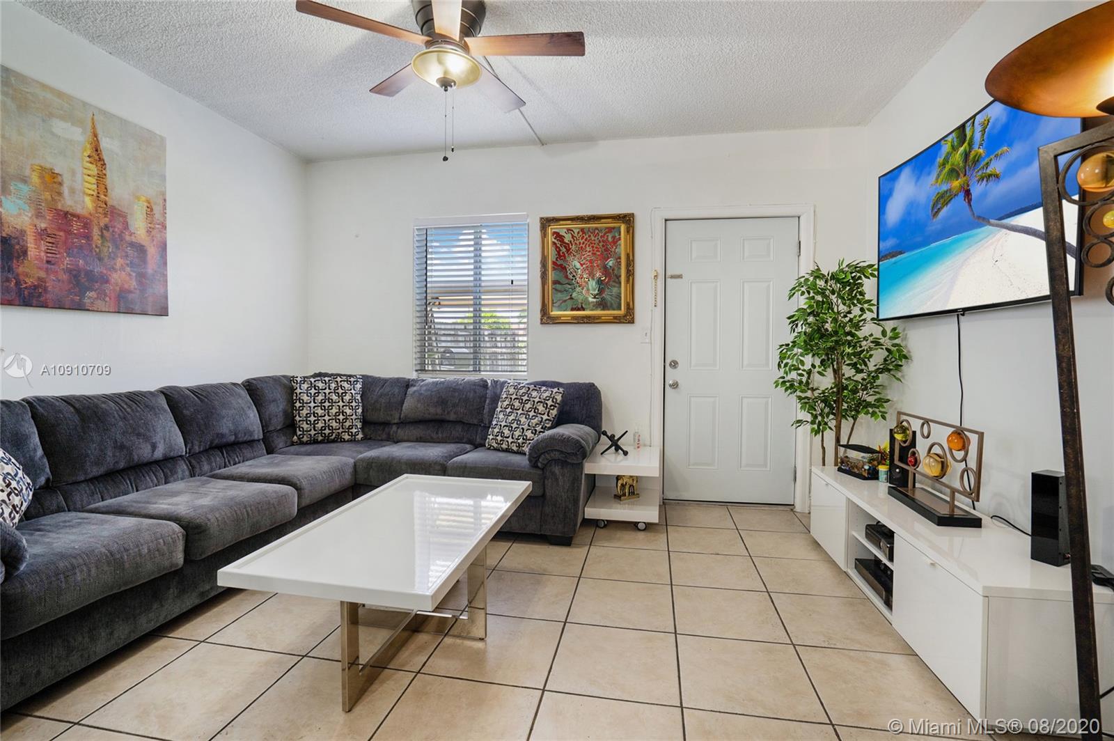 See details / 2190 sq. ft. $ 2020-08-15 0 Photo