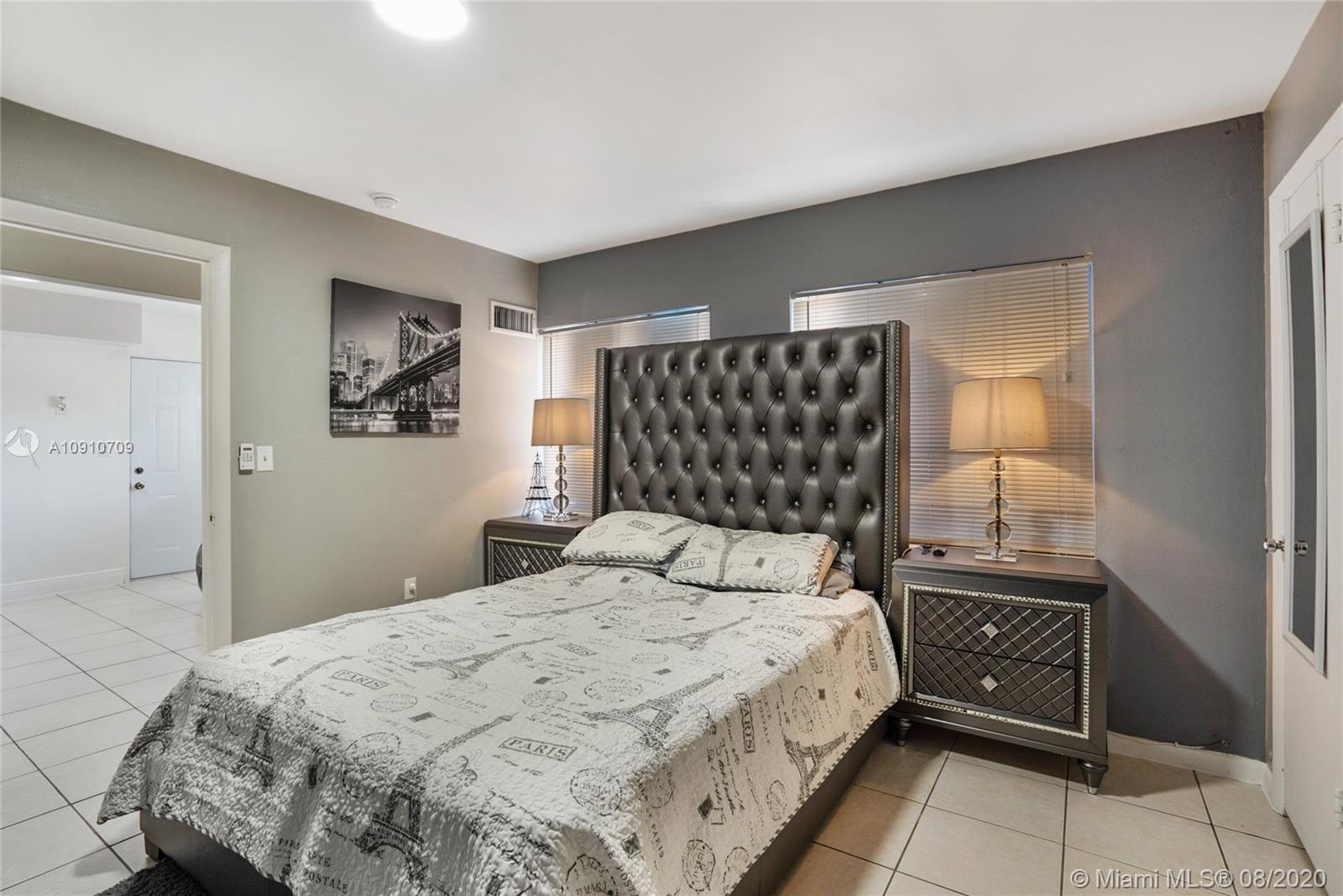 See details / 2190 sq. ft. $ 2020-08-15 0 Photo