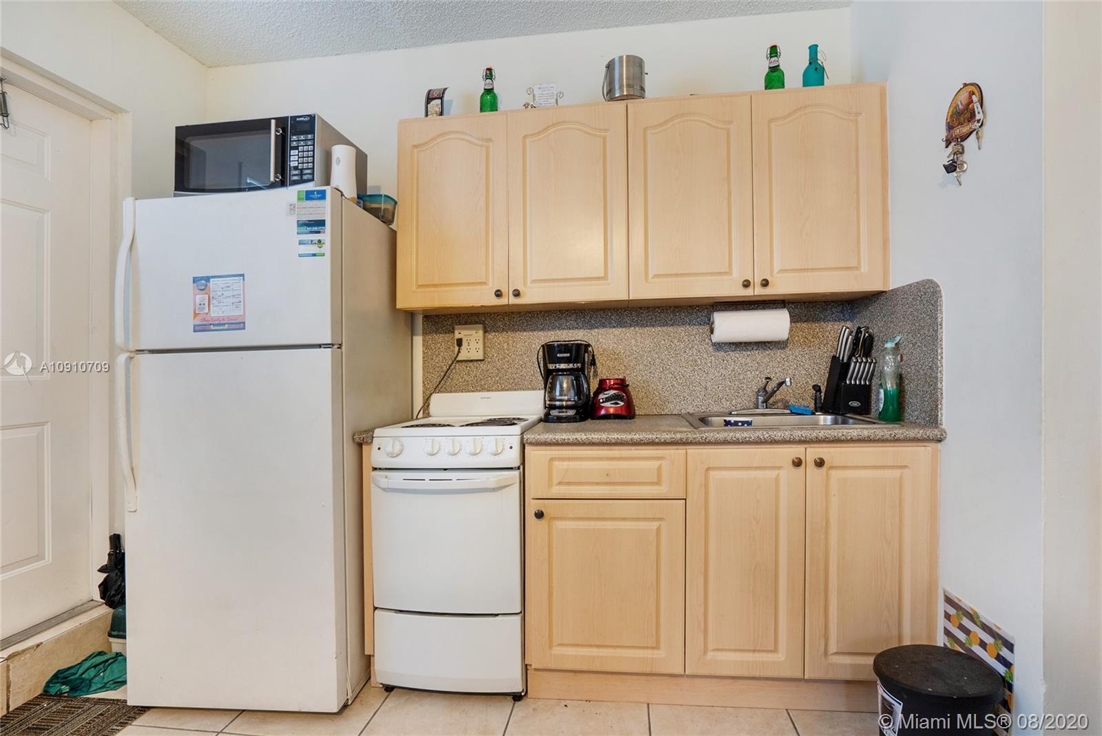 See details / 2190 sq. ft. $ 2020-08-15 0 Photo