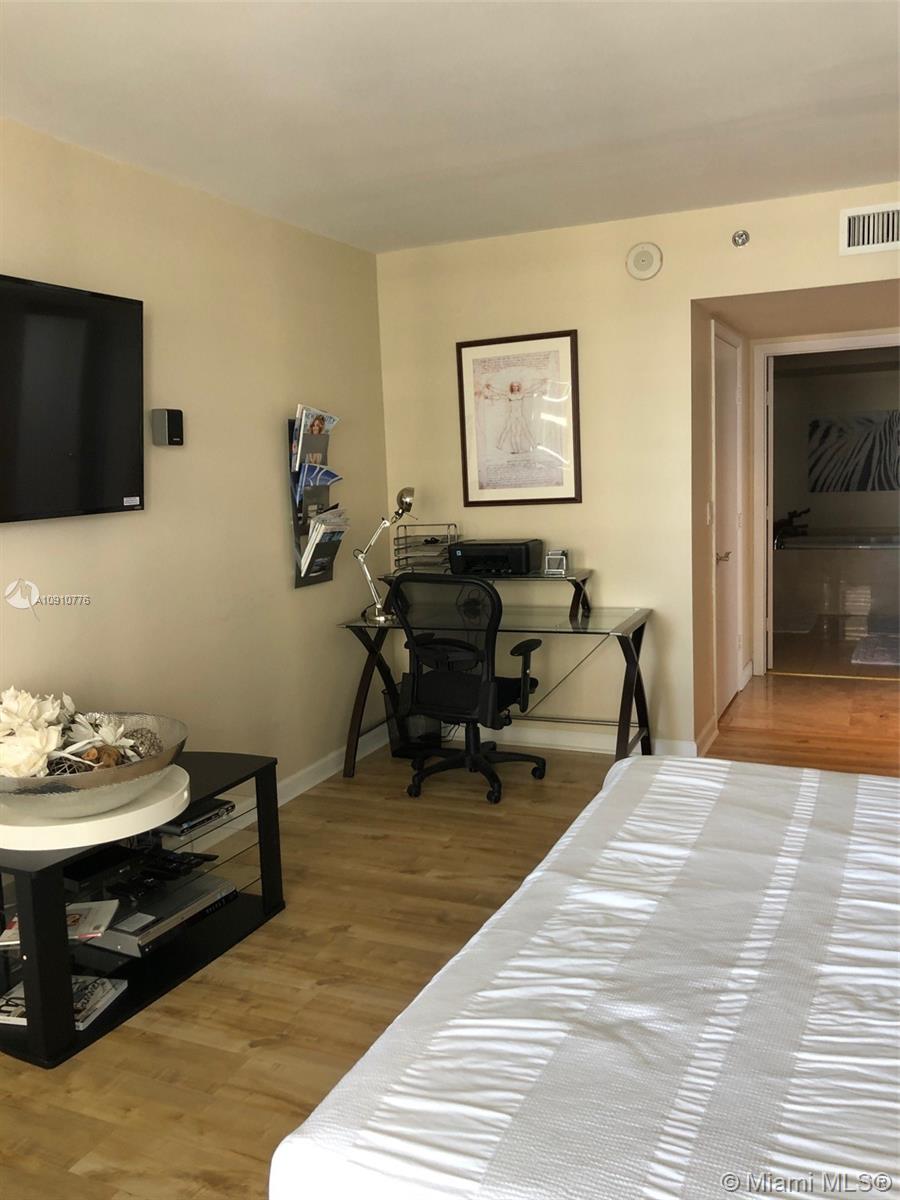 See details 2608 2 / 2 1458 sq. ft. $ 2021-01-04 0 Photo