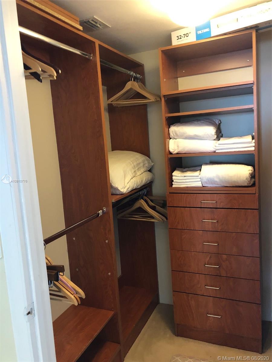 See details 2608 2 / 2 1458 sq. ft. $ 2021-01-04 0 Photo