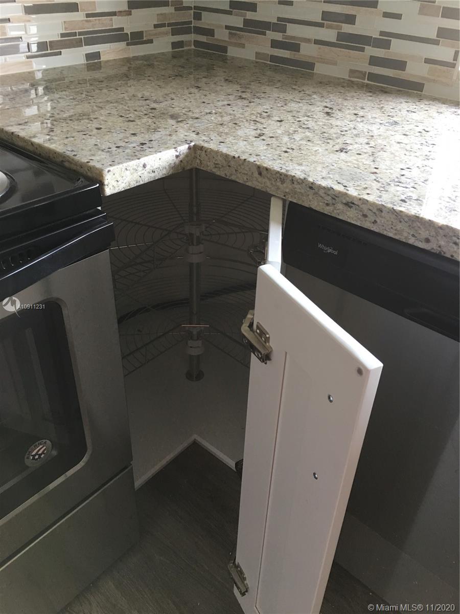 Photo of 17021 Bay Rd #501, Sunny Isles Beach, Florida, 33160 - Kitchen