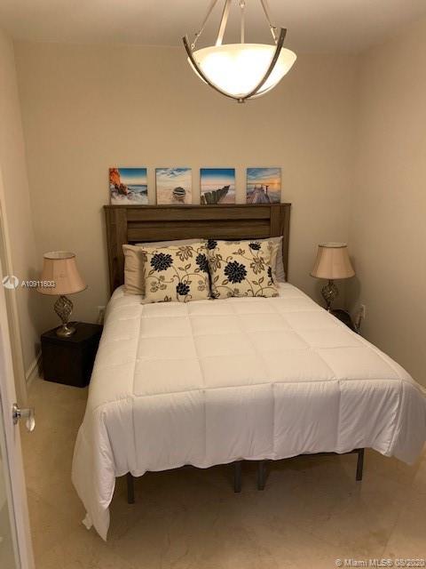Ver detalles 1402 3 / 3 1841 sq. ft. $ 2020-08-17 0 foto