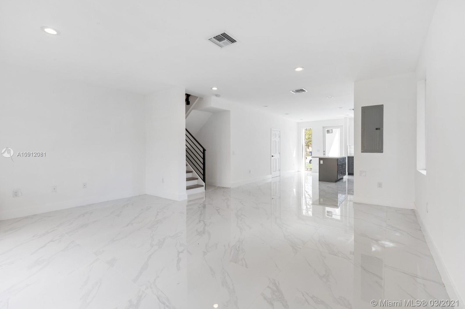 See details / 3230 sq. ft. $ 2021-03-09 0 Photo