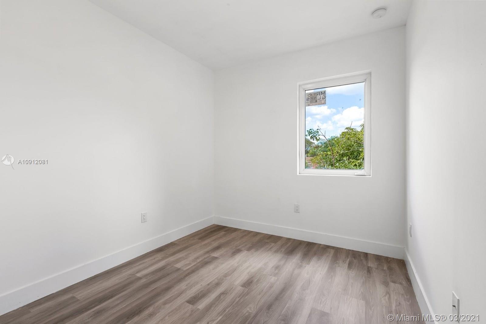 See details / 3230 sq. ft. $ 2021-03-09 0 Photo