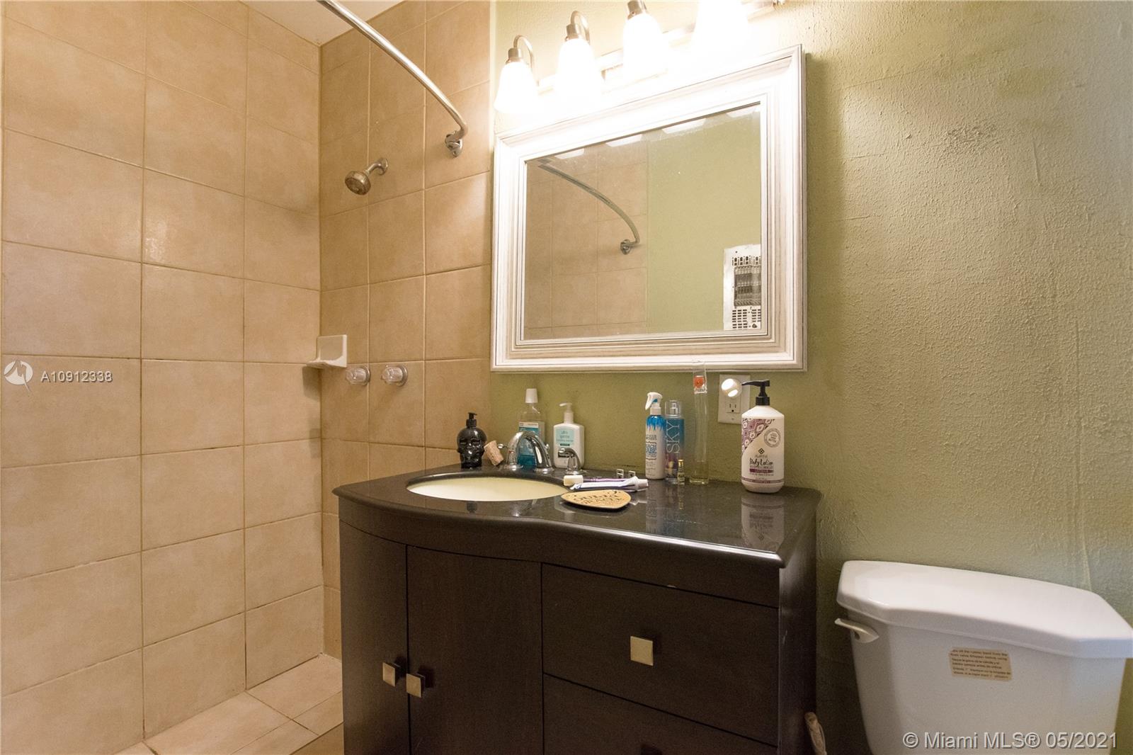 See details / 1708 sq. ft. $ 2020-08-18 0 Photo