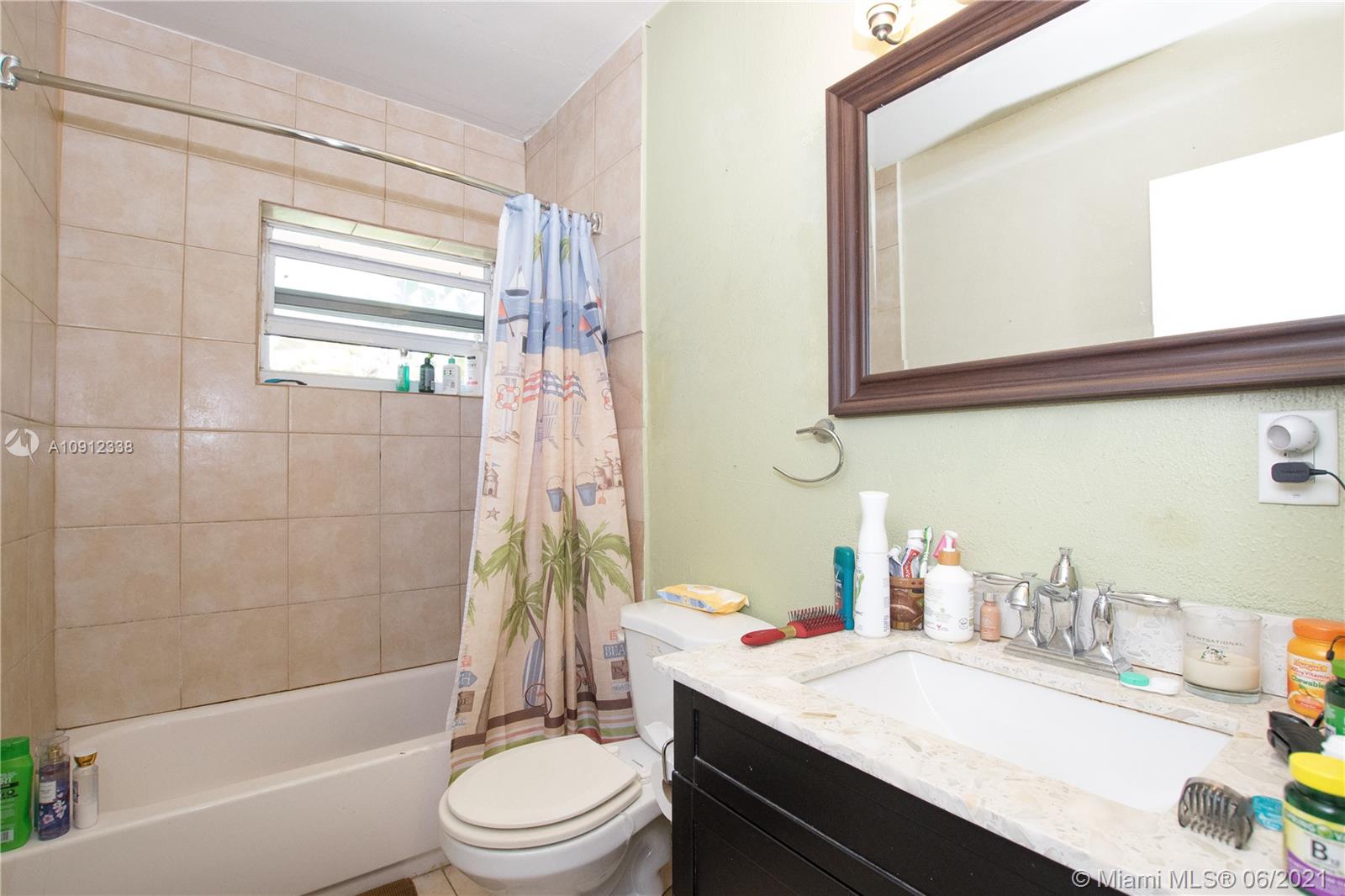 See details / 1708 sq. ft. $ 2020-08-18 0 Photo