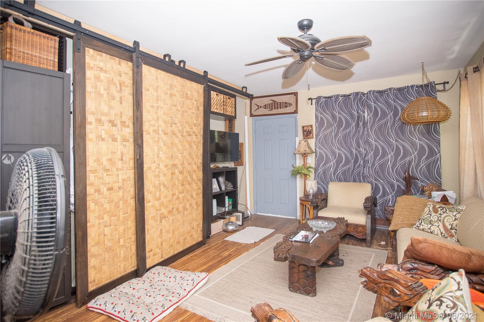 See details / 1708 sq. ft. $ 2020-08-18 0 Photo