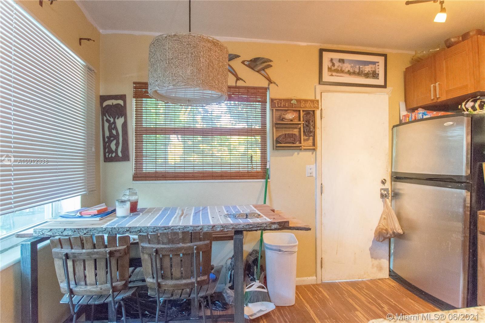 See details / 1708 sq. ft. $ 2020-08-18 0 Photo