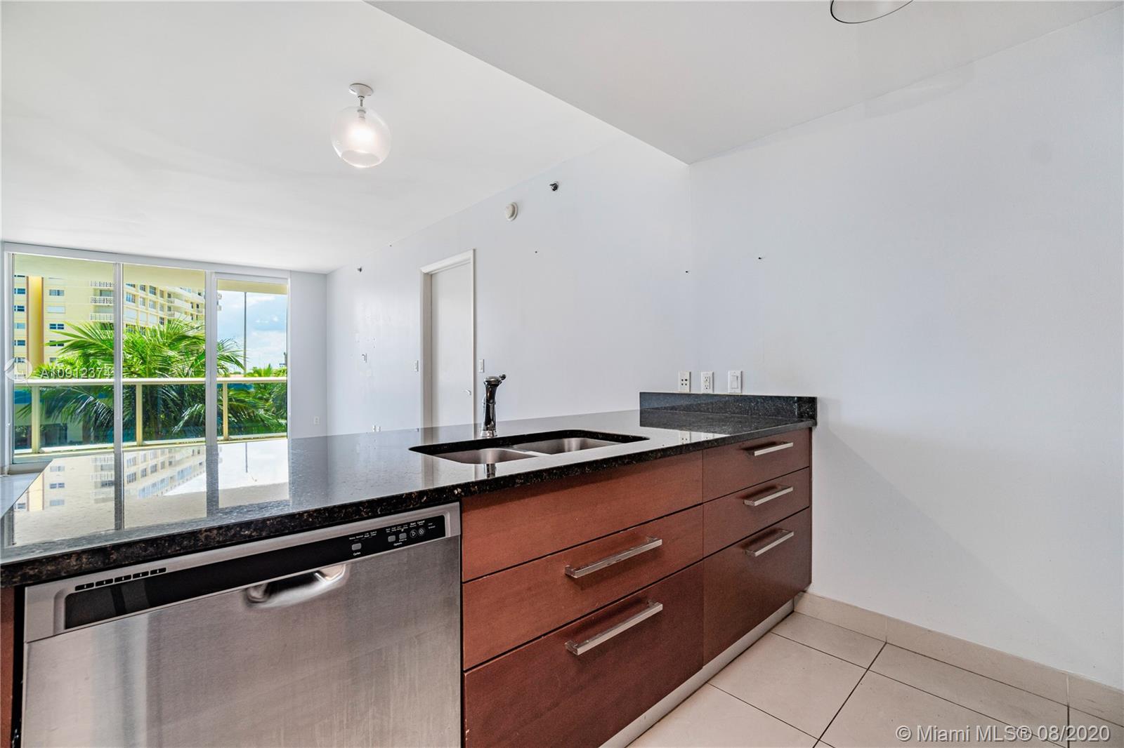 See details 409 2 / 1 1086 sq. ft. $ 2020-09-22 0 Photo