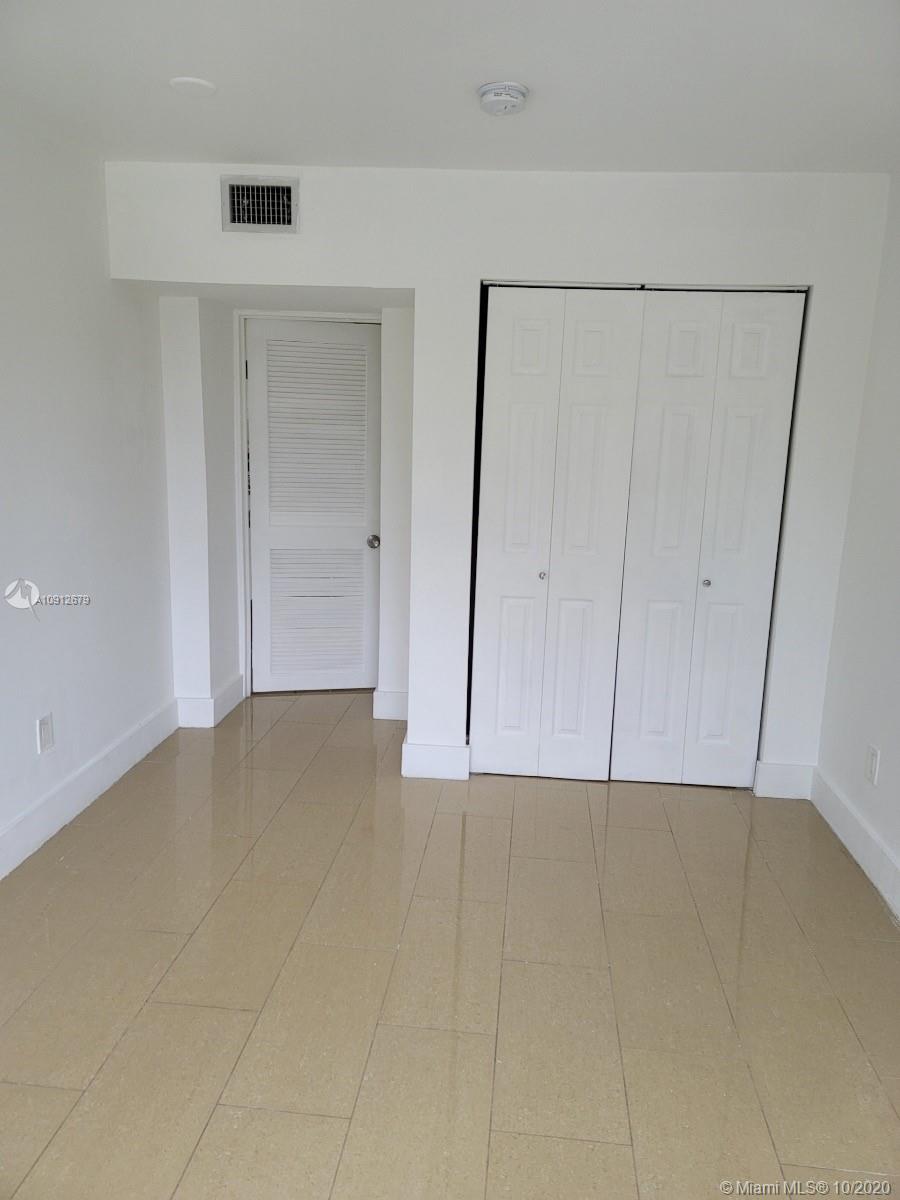 See details / 2466 sq. ft. $ 2020-08-19 0 Photo