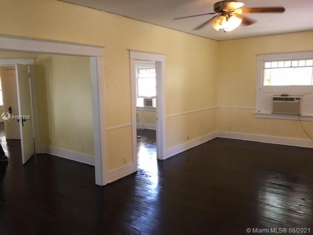 See details / 3918 sq. ft. $ 2021-04-12 0 Photo