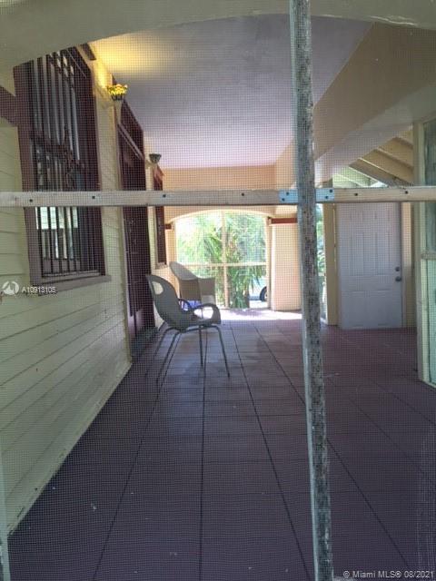 See details / 3918 sq. ft. $ 2021-04-12 0 Photo