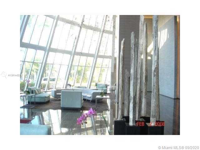 See details 5108 2 / 2 1458 sq. ft. $ 2020-08-20 0 Photo