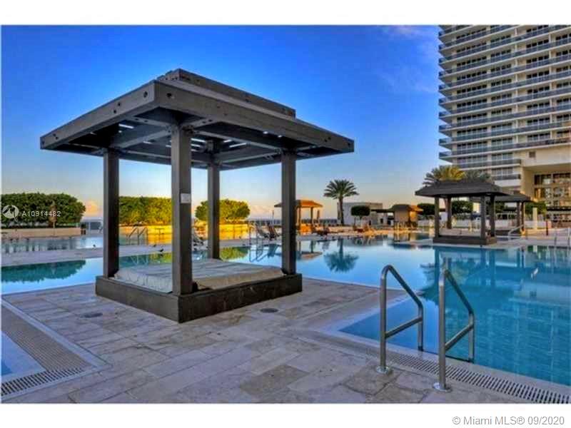 See details 5108 2 / 2 1458 sq. ft. $ 2020-08-20 0 Photo