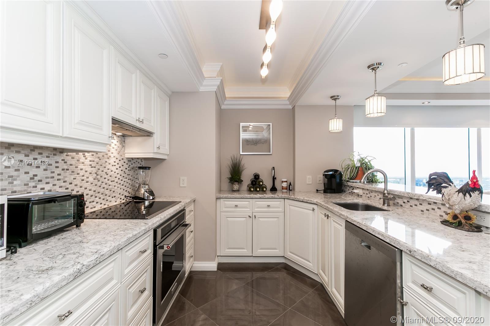 See details 5108 2 / 2 1458 sq. ft. $ 2020-08-20 0 Photo