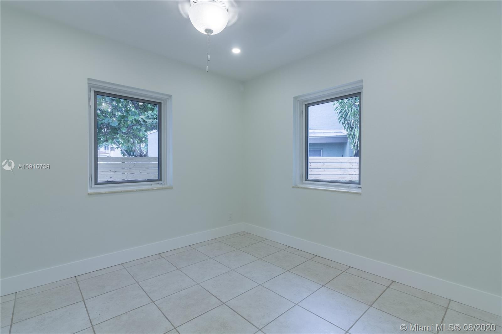 See details / sq. ft. $ 2020-11-19 0 Photo