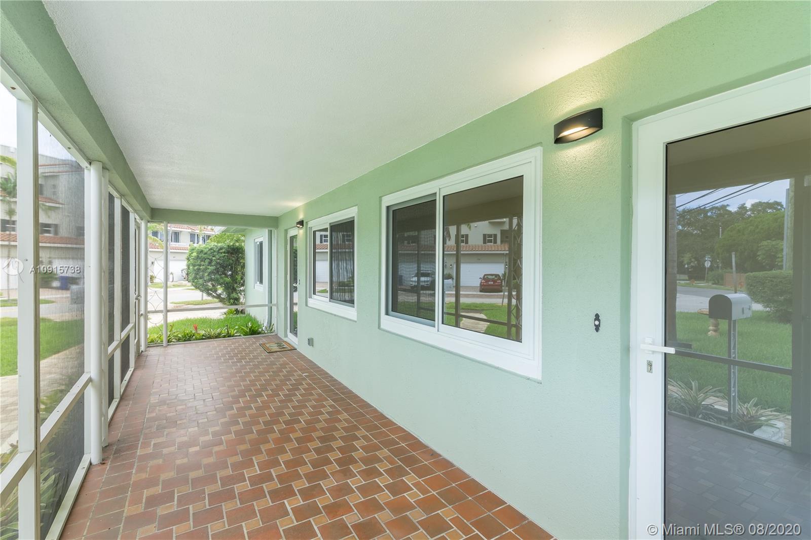 See details / sq. ft. $ 2020-11-19 0 Photo