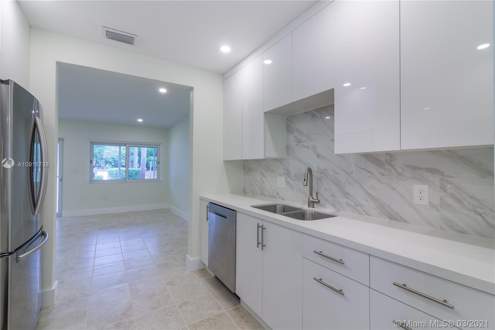 See details / sq. ft. $ 2020-11-19 0 Photo